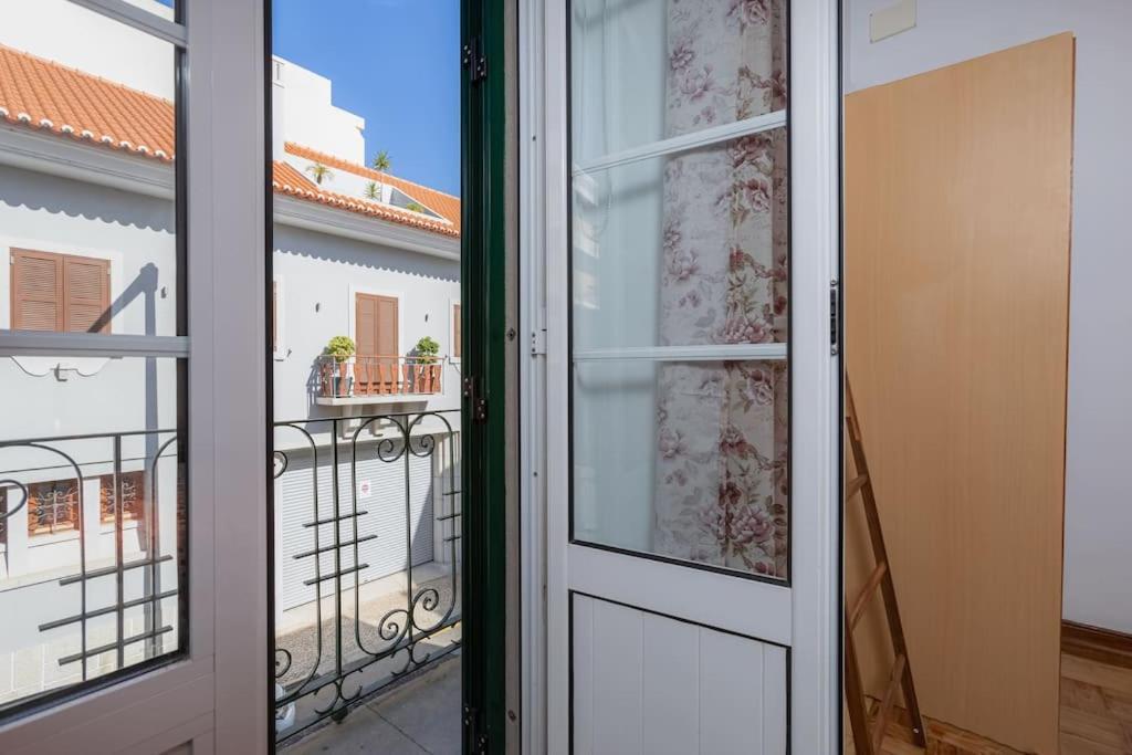 Casa Lotus - Requinte E Bom Gosto Para 6 Pessoas No Coracao De Faro Exterior photo